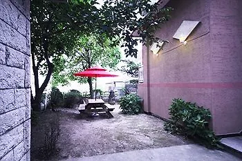 فندق Itaewon Backpackers سيول 2*,  كوريا الجنوبية
