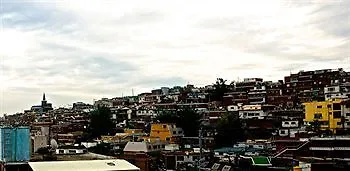 **  فندق Itaewon Backpackers سيول كوريا الجنوبية