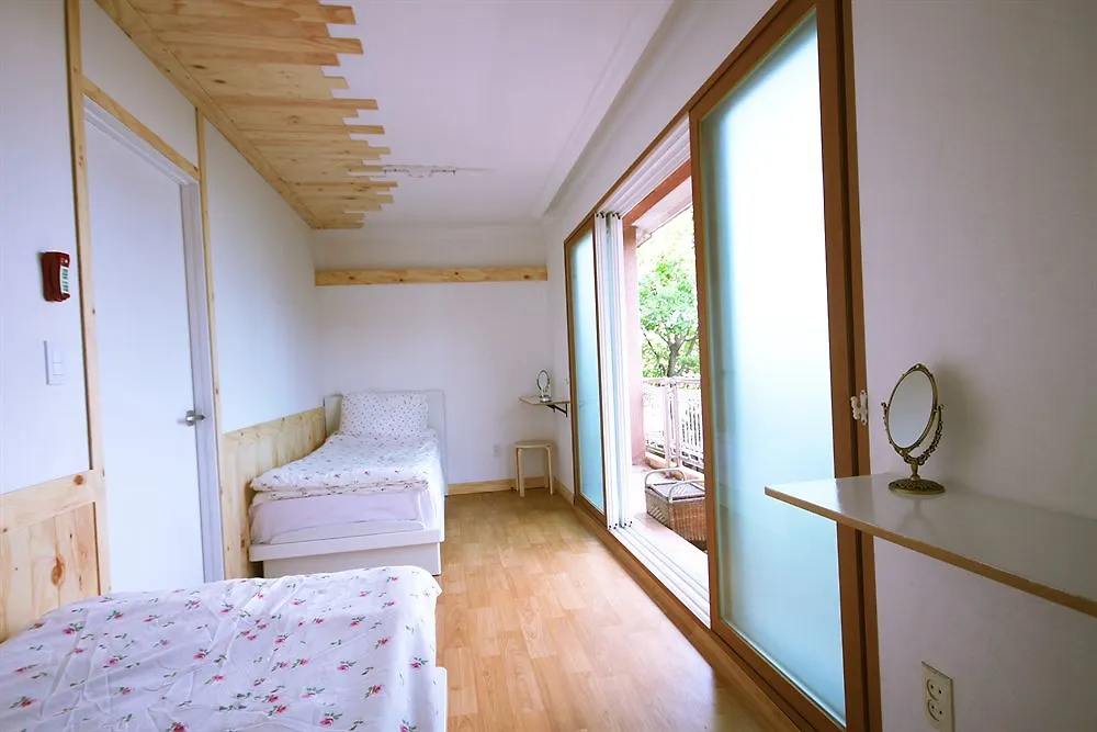 فندق Itaewon Backpackers سيول